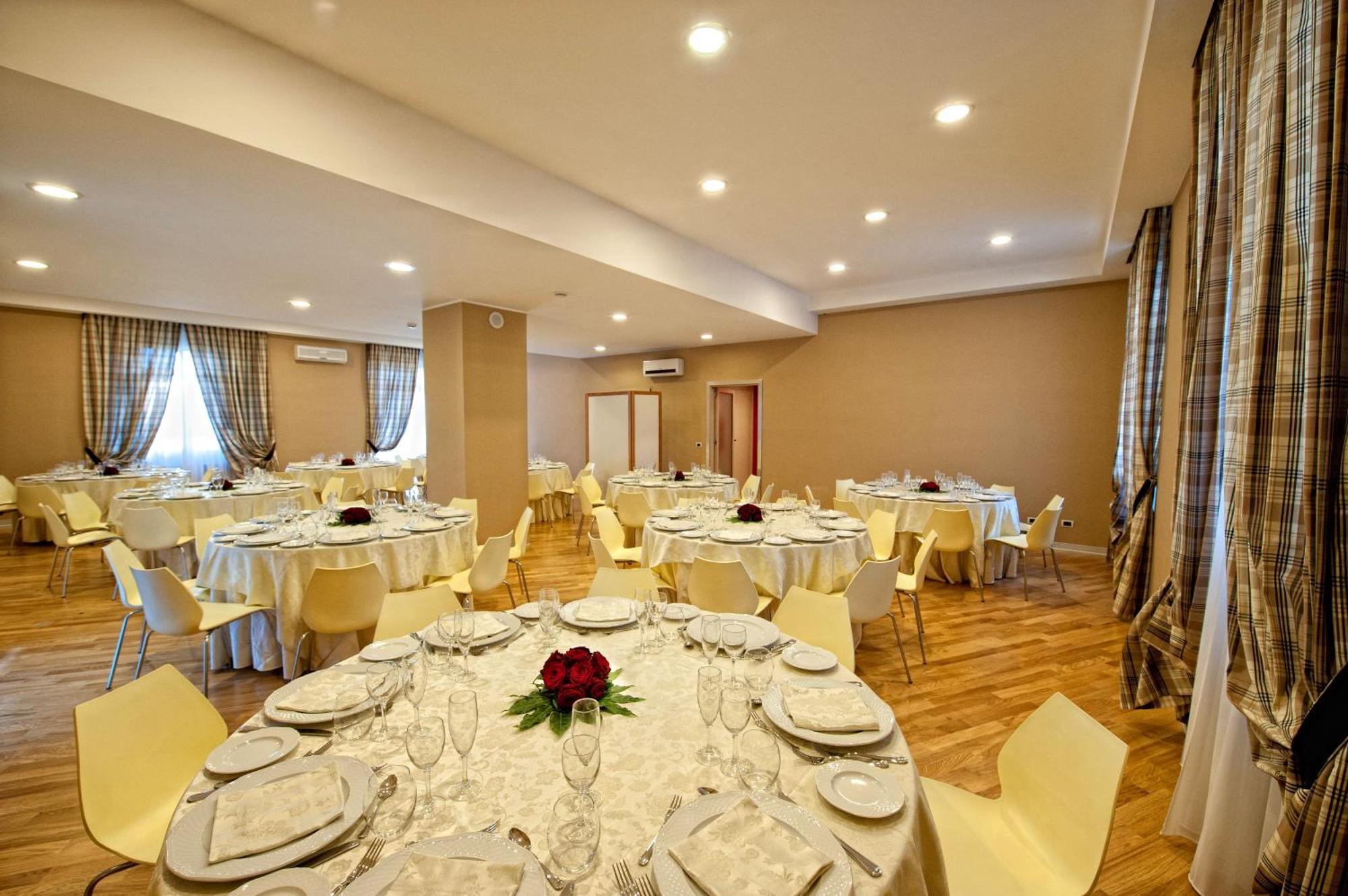 Hotel Villa Sturzo Caltagirone Exteriör bild